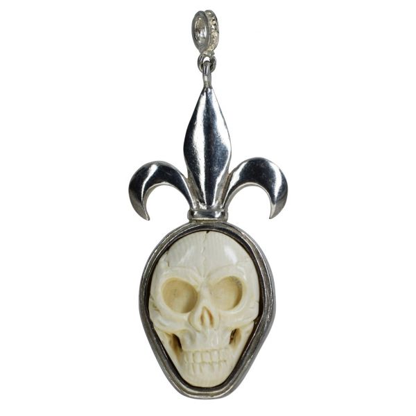 Bonaroca Anhänger Totenschädel in Mammut Elfenbein in  Sterling Silber Fassung mit Bourbonen Lilie,  M4901